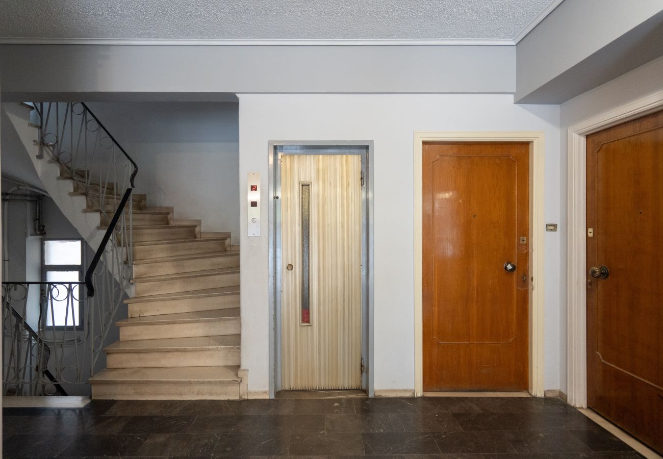 Apartment in Kaisariani - Luxury Design Apartment in the Heart of Pagrati