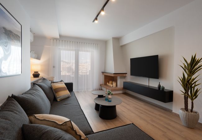 Apartment in Piraeus - Kea luxury Apartment in Pireaus with Parking