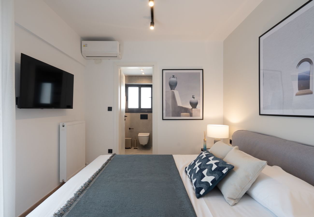 Apartment in Piraeus - Kea luxury Apartment in Pireaus with Parking