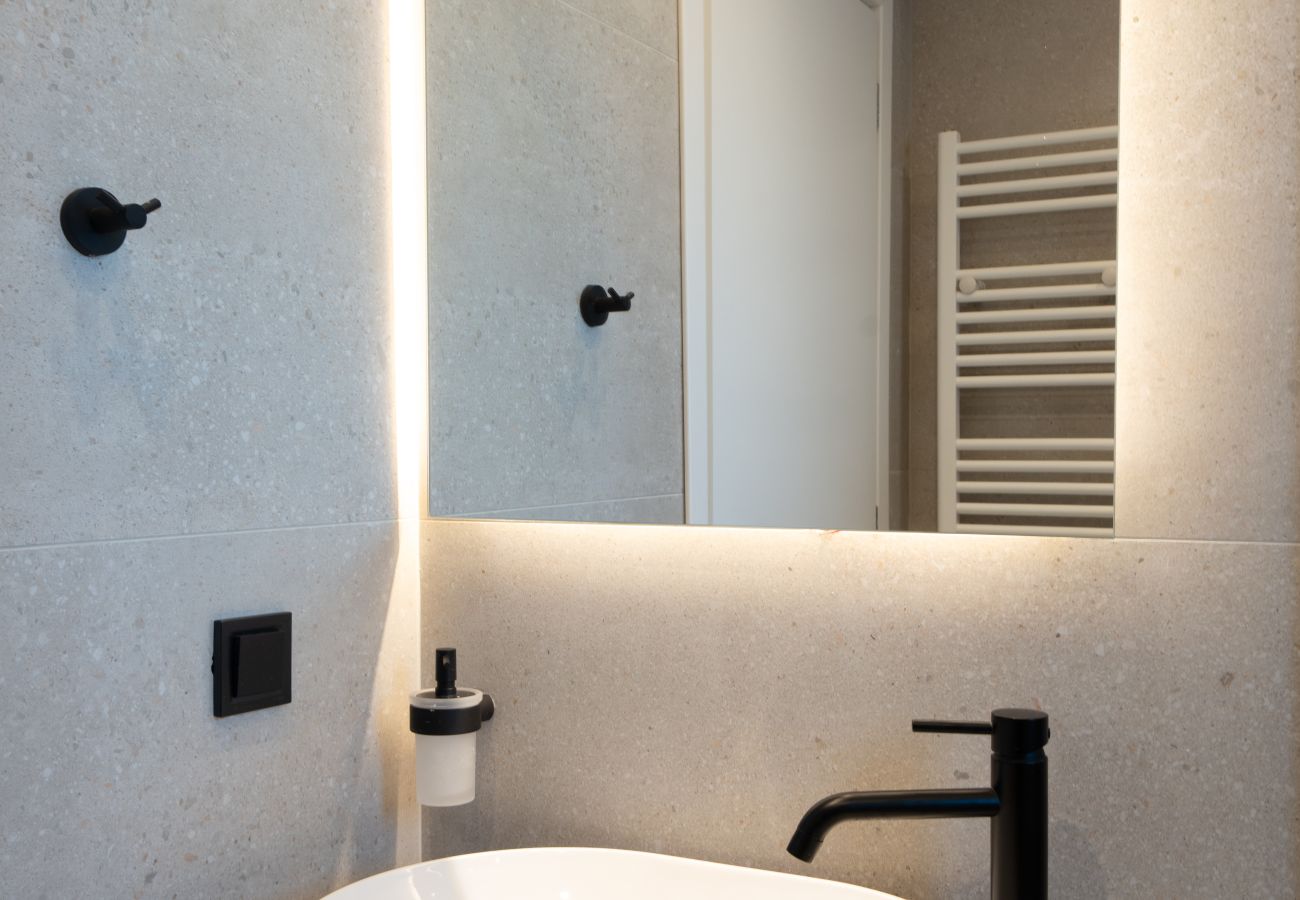 Apartment in Piraeus - Kea luxury Apartment in Pireaus with Parking