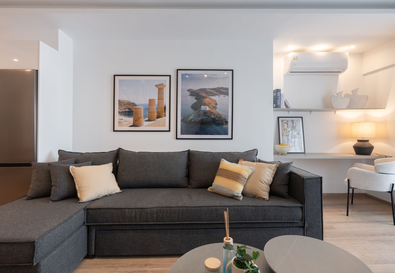 Apartment in Piraeus - Kea luxury Apartment in Pireaus with Parking