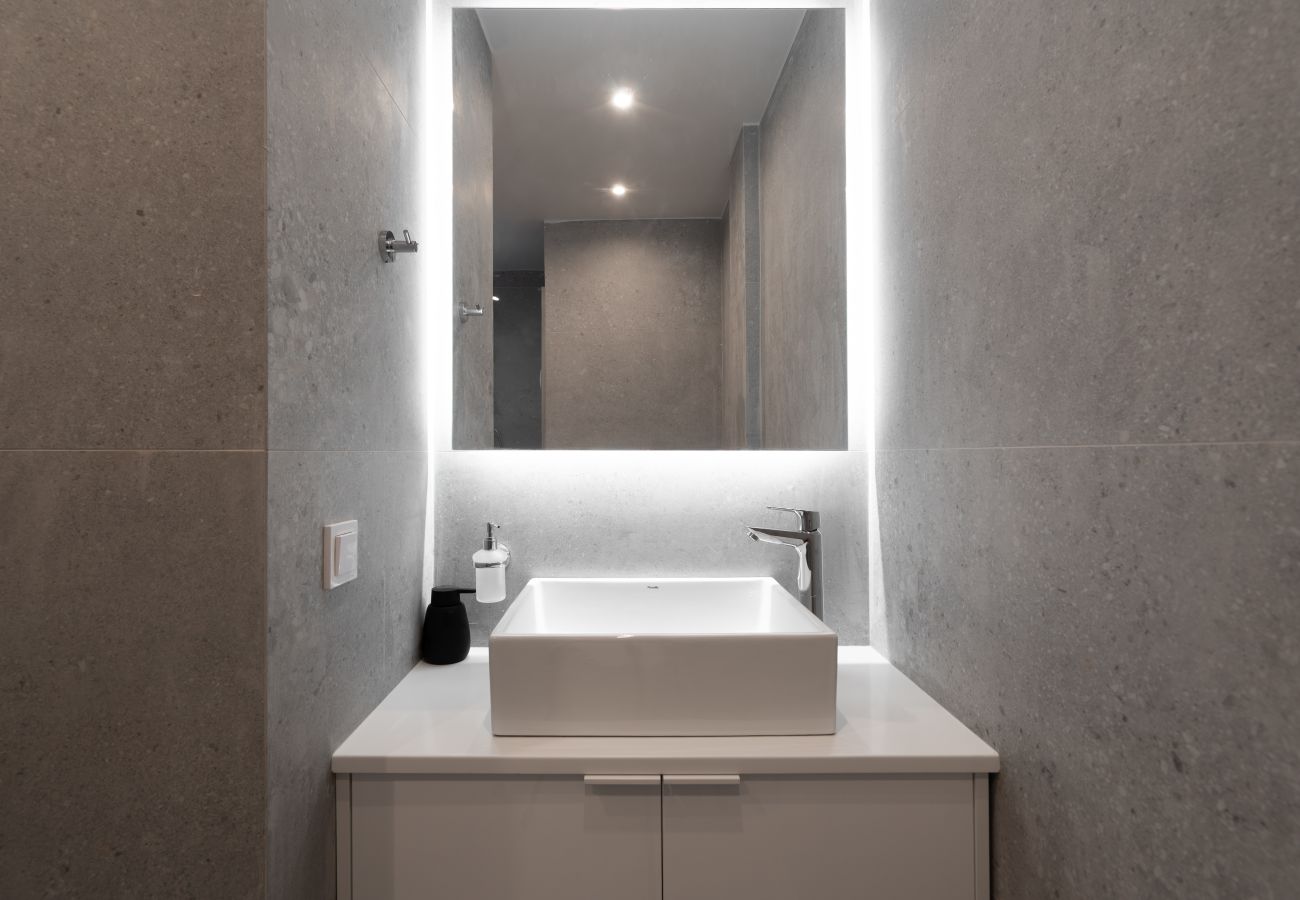 Apartment in Kaisariani - AA - Ch7 Mayfair  3b3.5b 3A