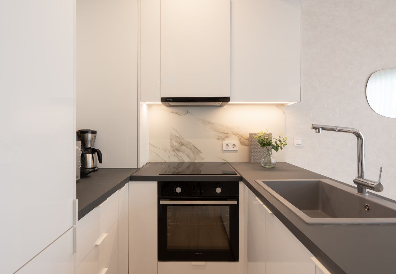 Apartment in Kaisariani - AA - Ch7 Mayfair  3b3.5b 3A