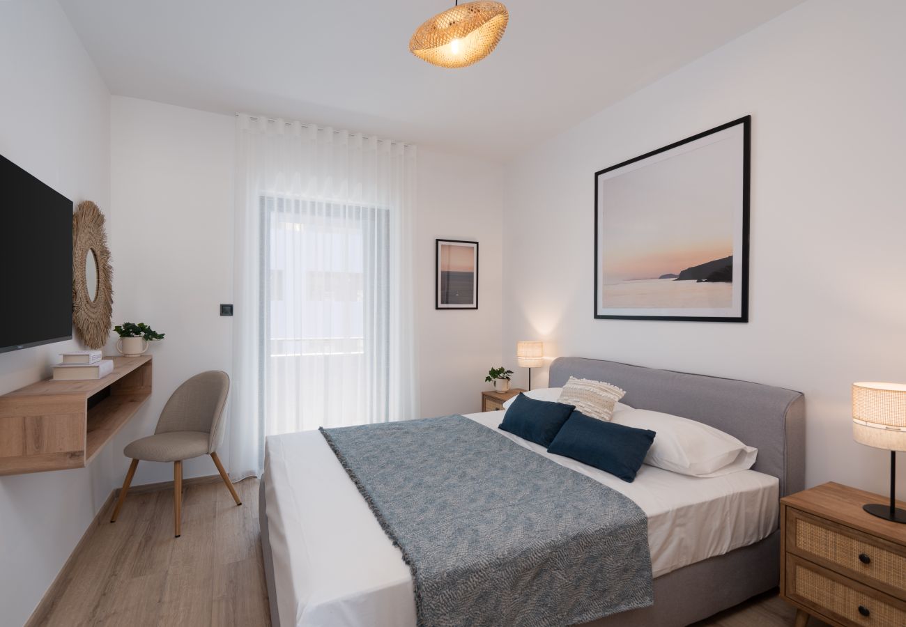 Apartment in Piraeus - Tinos luxury Apartment in Pireaus with Parking