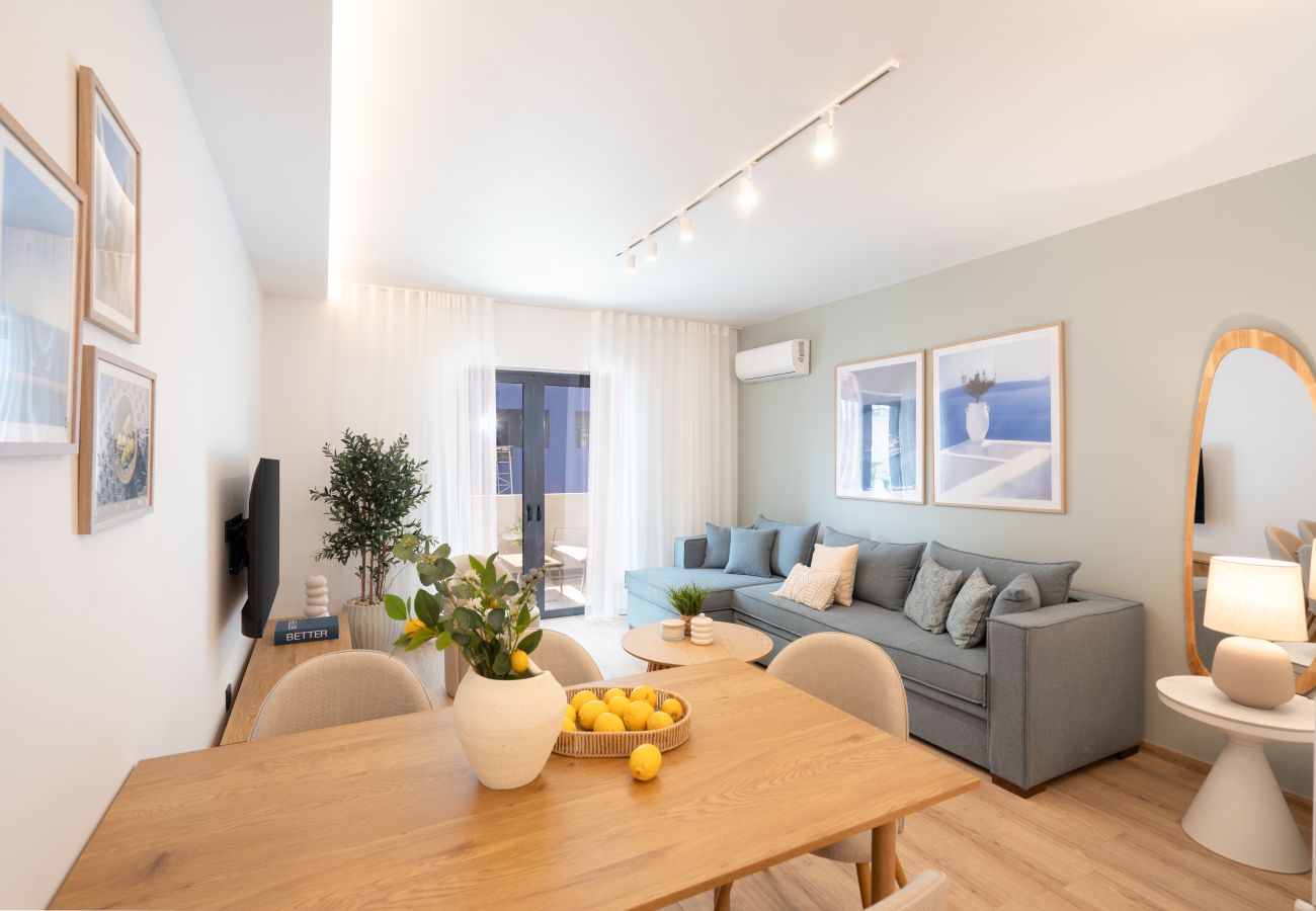 Apartment in Piraeus - Tinos luxury Apartment in Pireaus with Parking