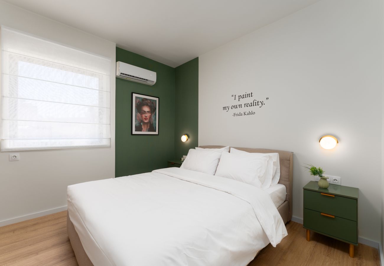 Apartment in Agia Paraskevi - Navarinou 6 C1