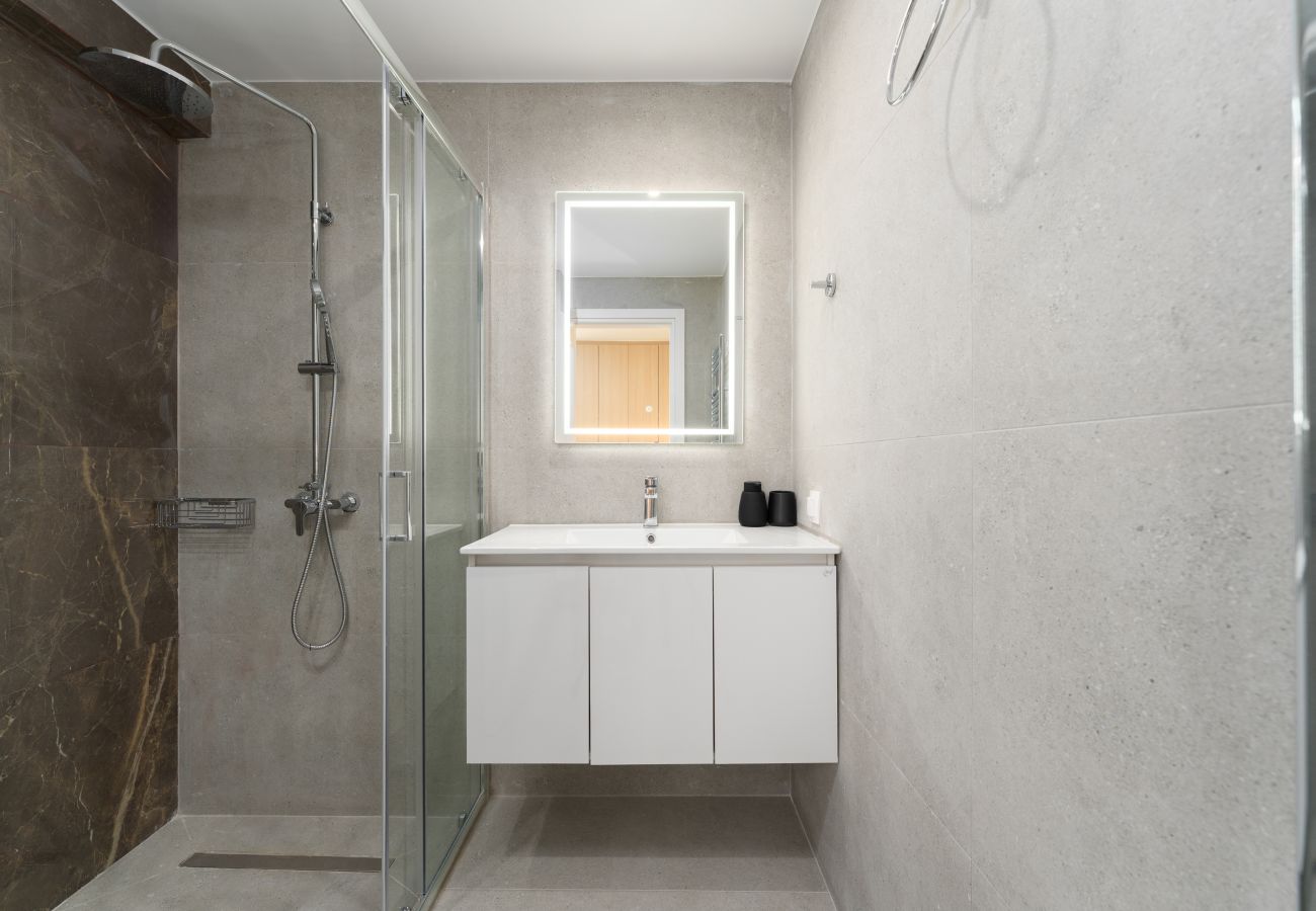 Apartment in Agia Paraskevi - Navarinou 6 C1
