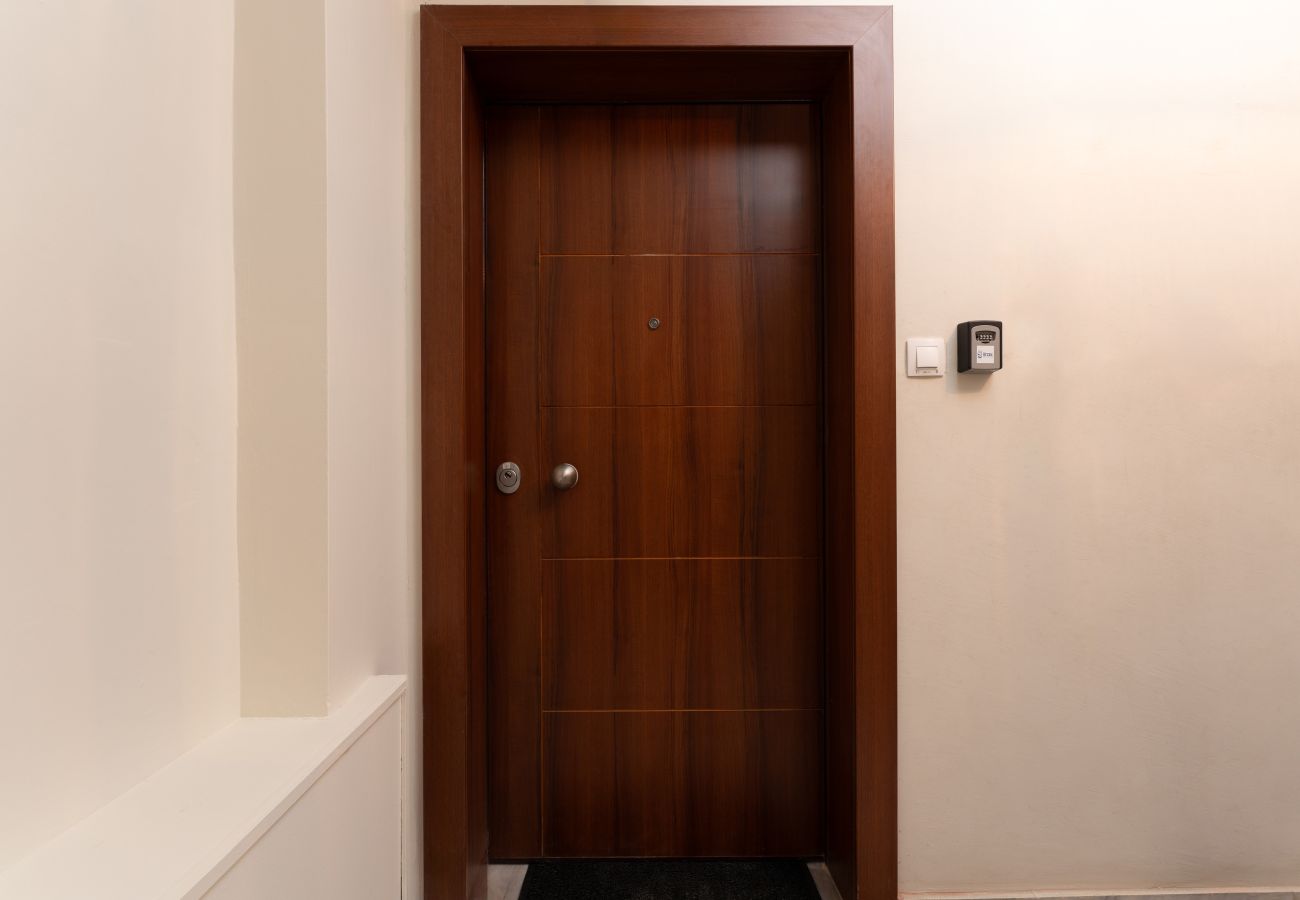 Apartment in Agia Paraskevi - Navarinou 6 C1